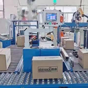 电子行业自动化打包运输设备，请本公司规划生产制造之无人化自动包装流水线搭配KUKA机械手臂